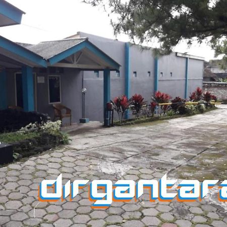 Hotel Dirgantara Parakan  Exterior foto
