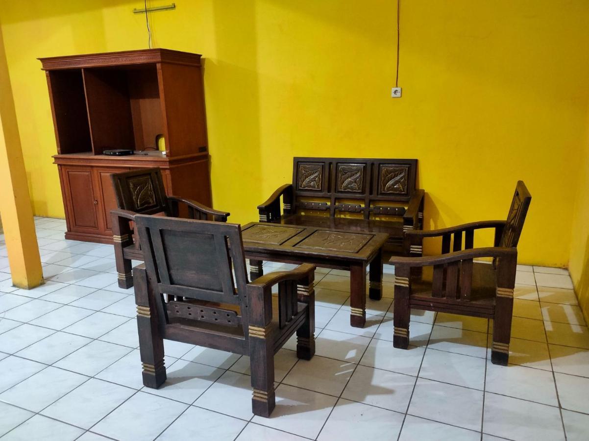 Hotel Dirgantara Parakan  Exterior foto