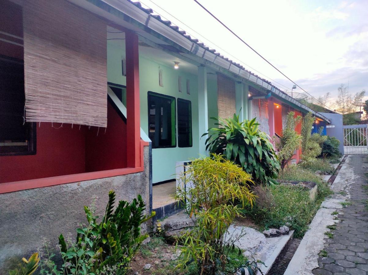 Hotel Dirgantara Parakan  Exterior foto