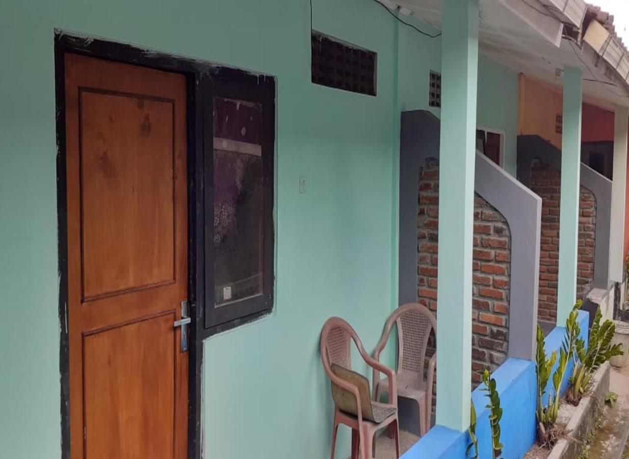 Hotel Dirgantara Parakan  Exterior foto